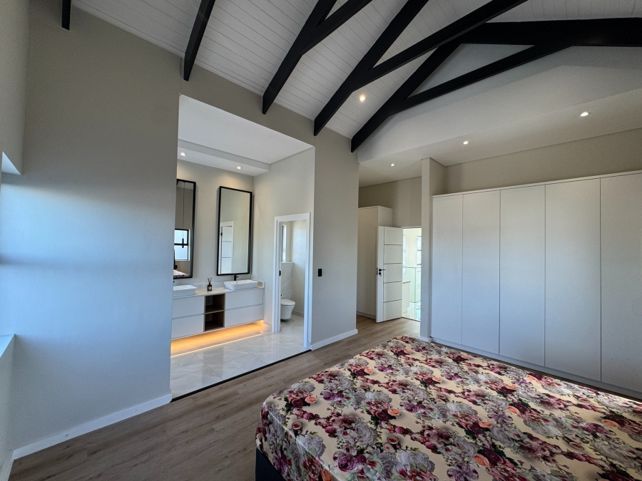 3 Bedroom Property for Sale in Sandown Western Cape